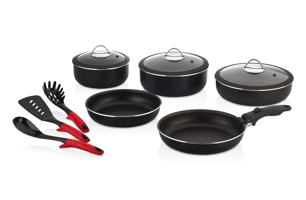 This nonstick granite pots and pans set comes with 2 removable